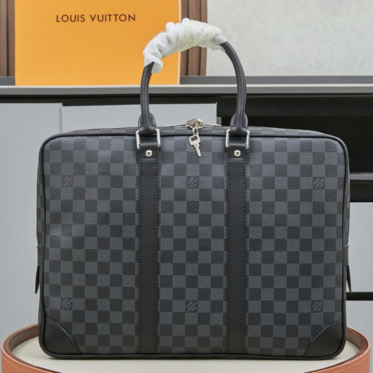 LV N41125