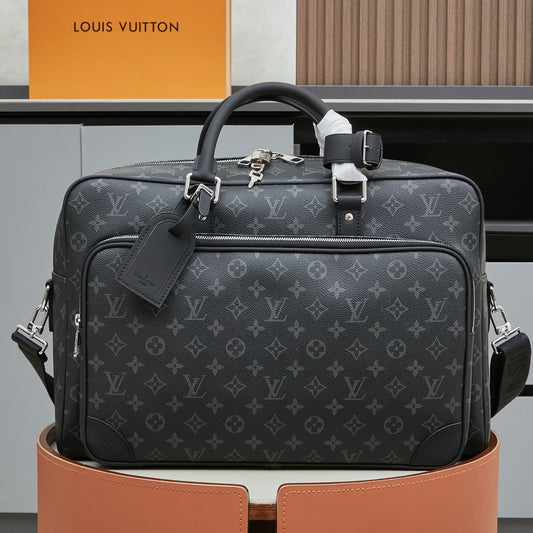 LV M11512