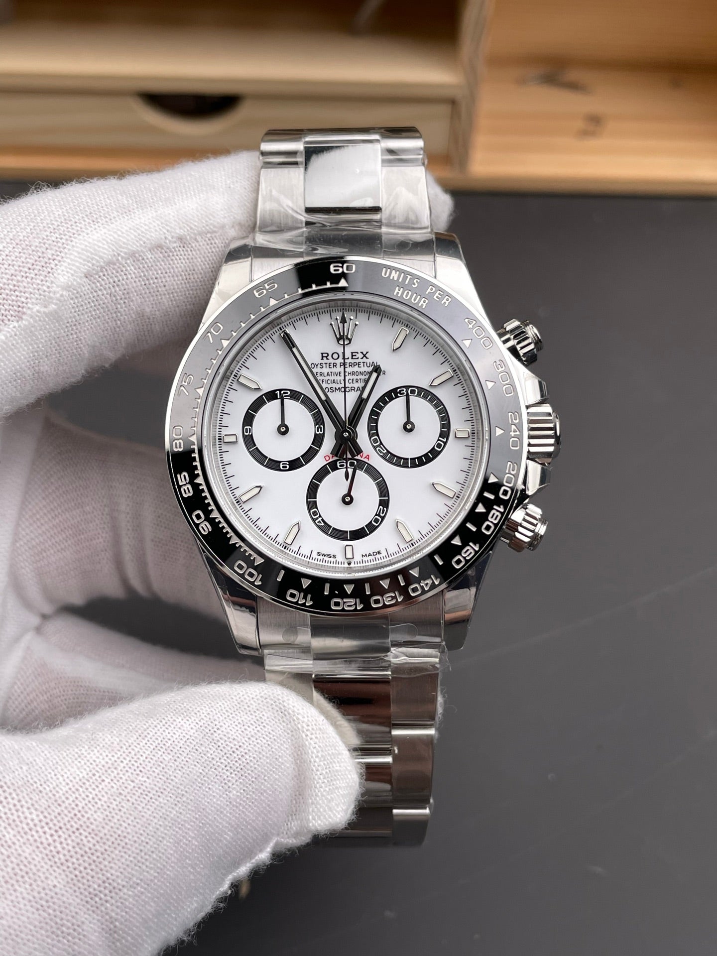 Rolex Daytona White Dial + Black Bezel + Steel Bracelet