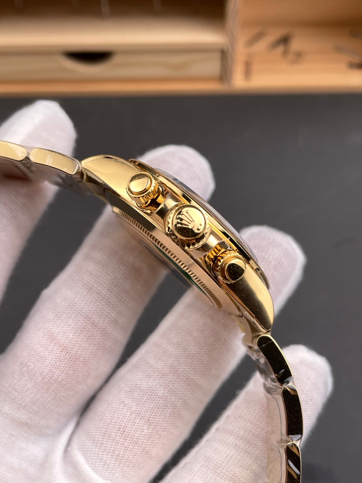 Rolex Daytona Green Dial + Gold Bezel + Full Gold Bracelet
