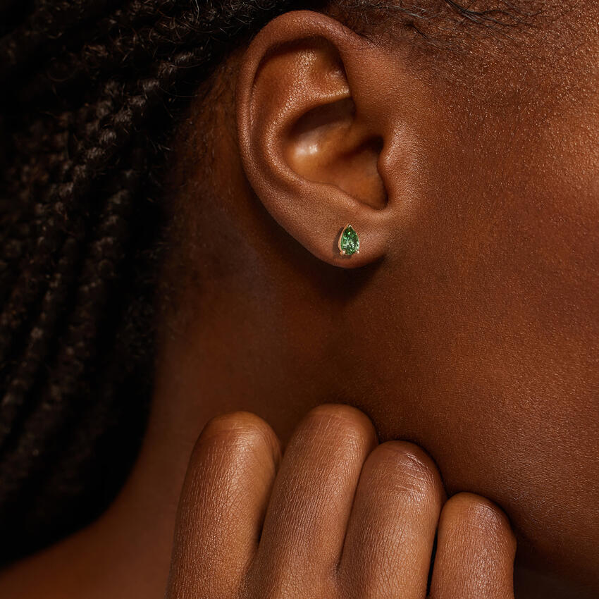Pacific Green Pear Lab Diamond Stud Earrings 18K Yellow Gold