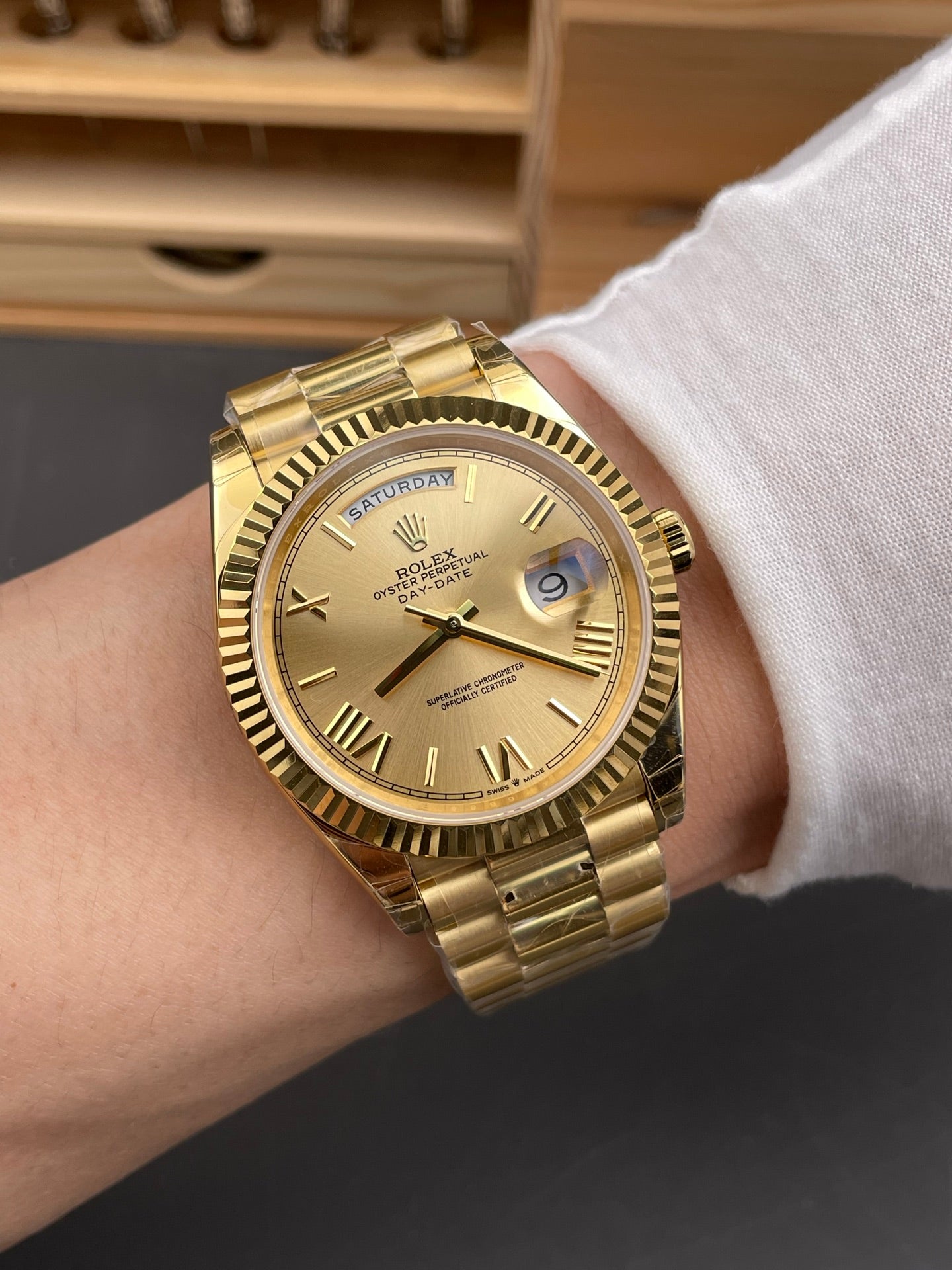 Rolex Day-Date Gold Dial  Roman Markers +Full Gold Bezel +   Full Gold President