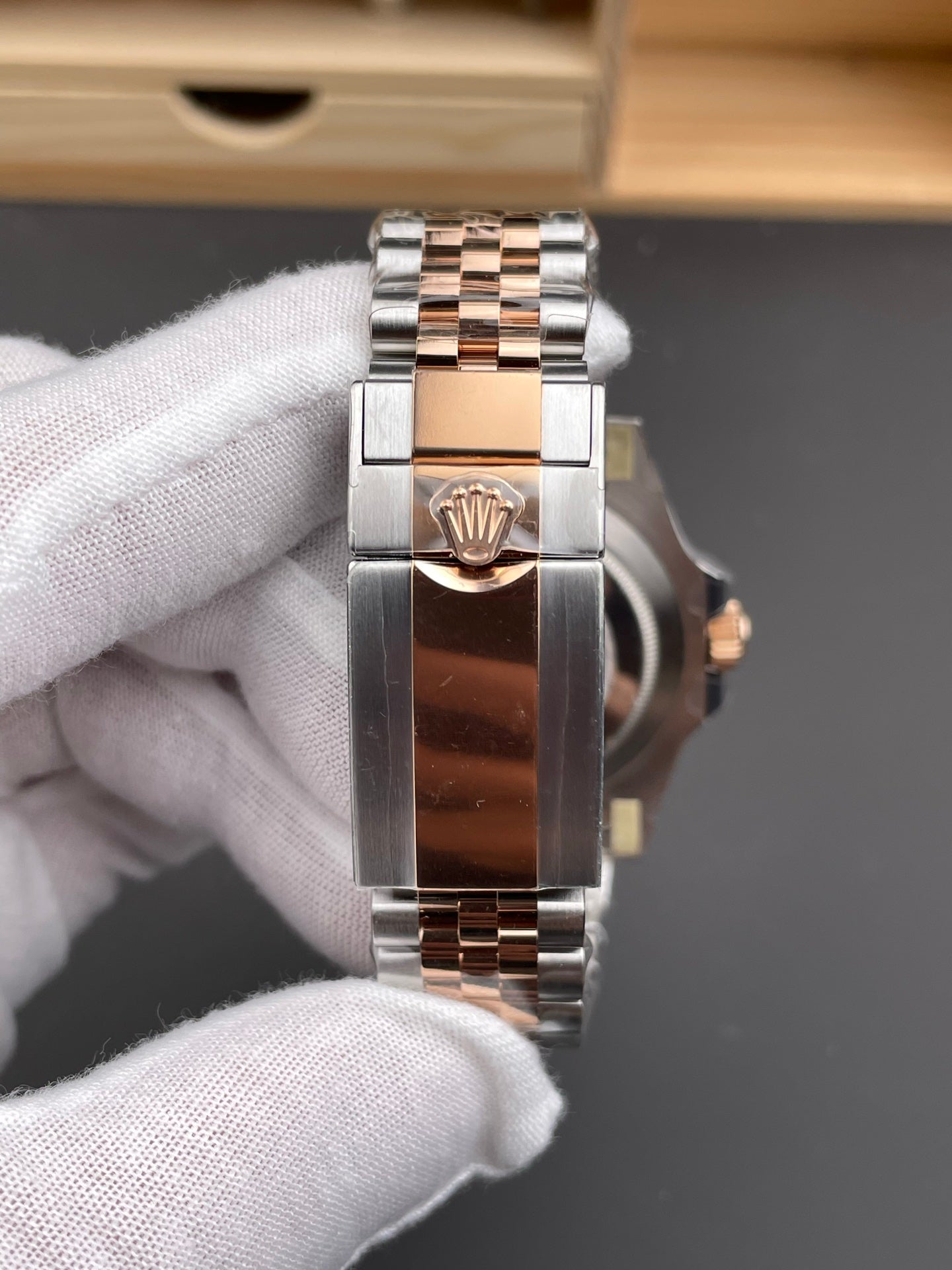 Rolex GMT-Master II Black Dial + Brown-Black Bezel + Two-Tone Bracelet
